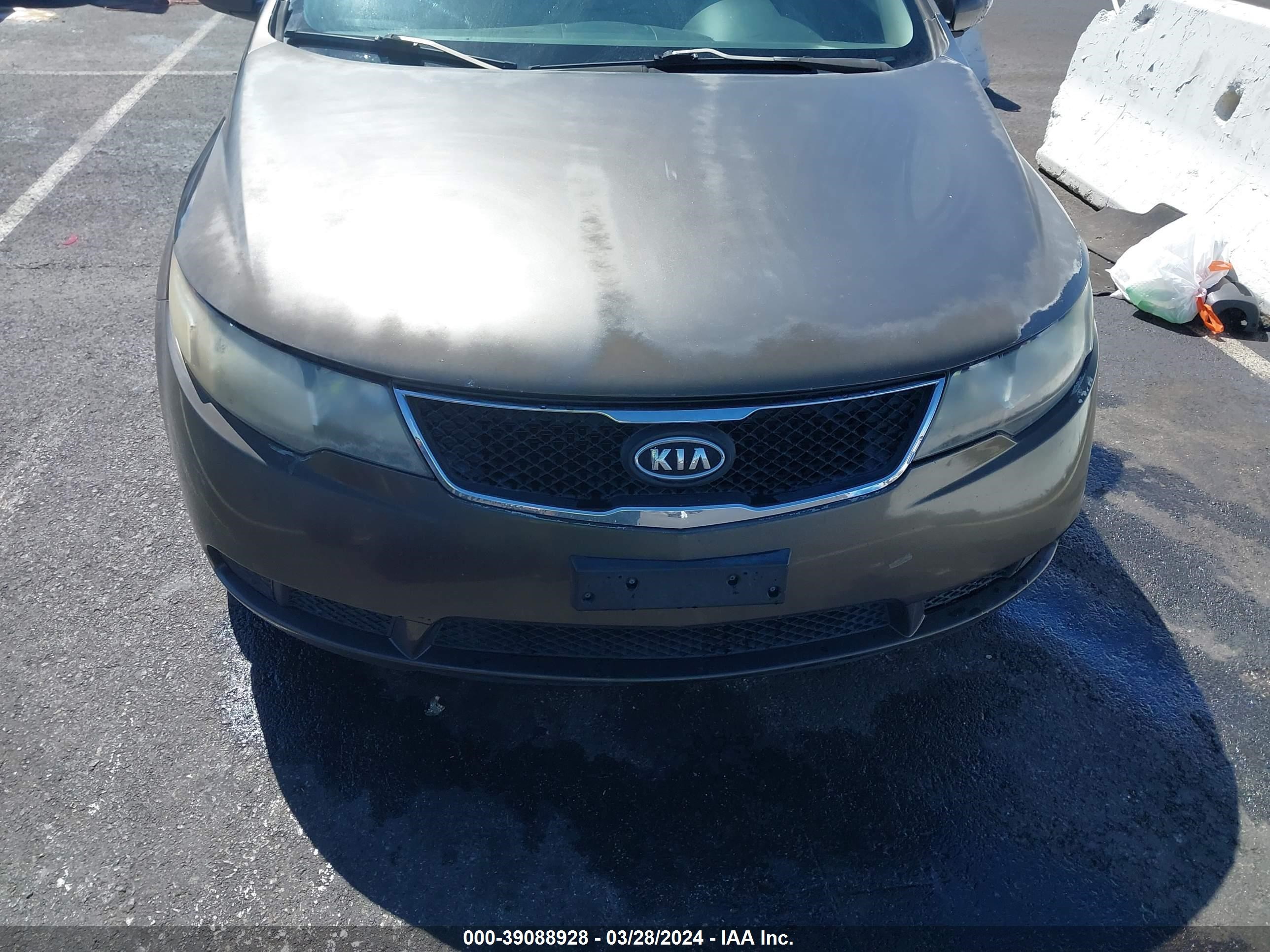 Photo 5 VIN: KNAFU4A21A5065723 - KIA FORTE 