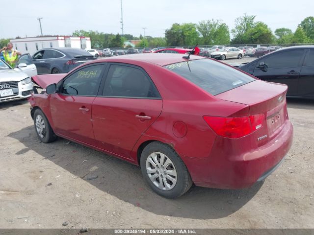 Photo 2 VIN: KNAFU4A21A5221971 - KIA FORTE 