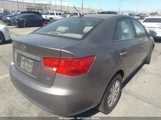 Photo 3 VIN: KNAFU4A21A5247504 - KIA FORTE 