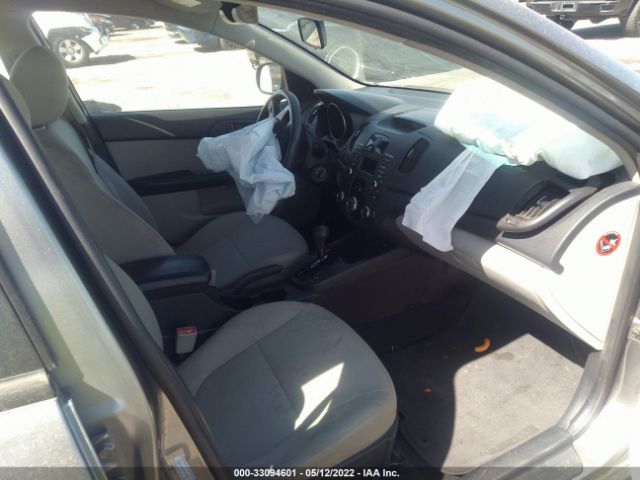 Photo 4 VIN: KNAFU4A21A5247504 - KIA FORTE 