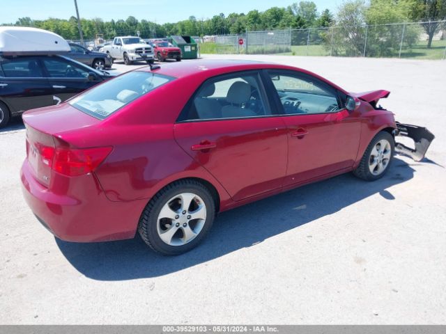 Photo 3 VIN: KNAFU4A21A5252752 - KIA FORTE 