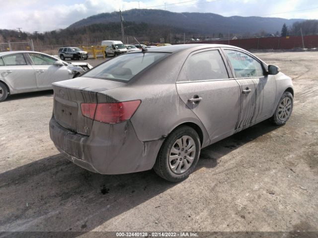 Photo 3 VIN: KNAFU4A21A5807893 - KIA FORTE 