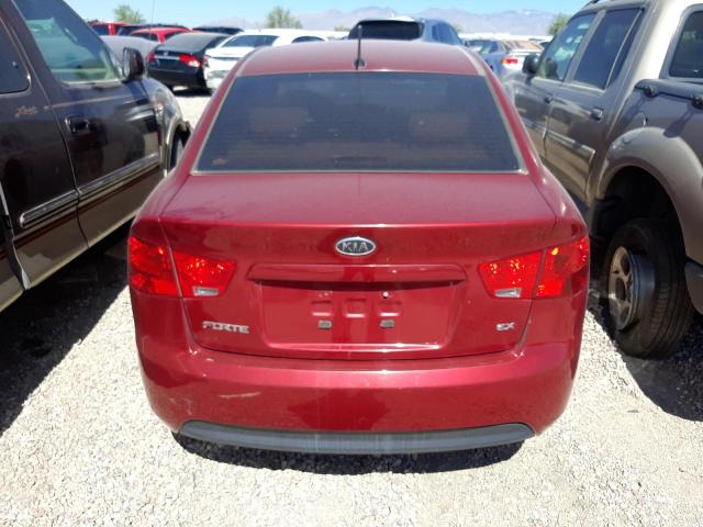 Photo 5 VIN: KNAFU4A21A5808400 - KIA FORTE EX 