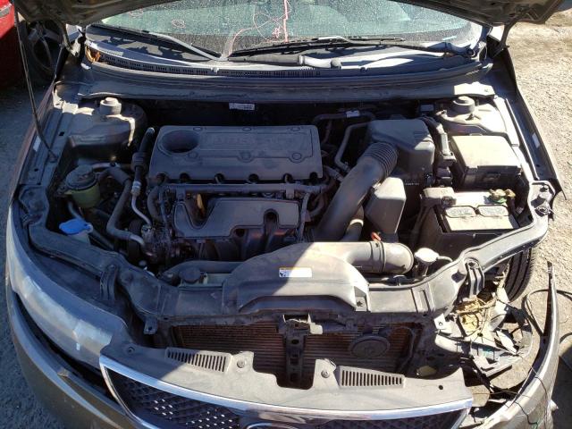 Photo 6 VIN: KNAFU4A21A5824581 - KIA FORTE EX 