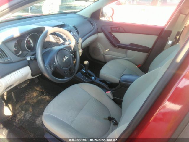 Photo 4 VIN: KNAFU4A21A5863428 - KIA FORTE 