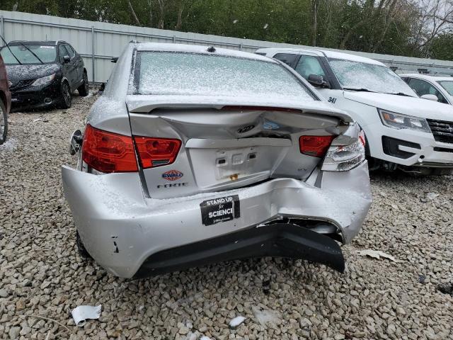 Photo 5 VIN: KNAFU4A21B5327810 - KIA FORTE 