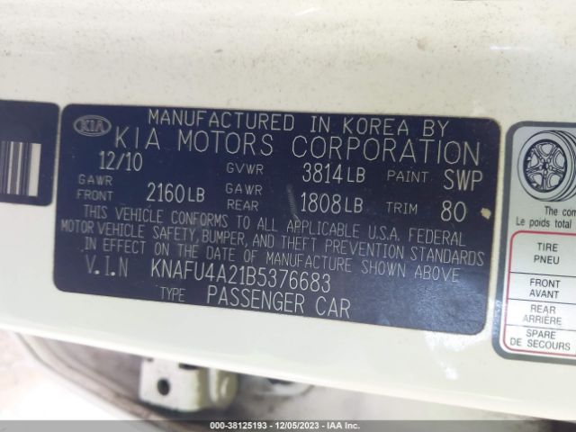 Photo 8 VIN: KNAFU4A21B5376683 - KIA FORTE 