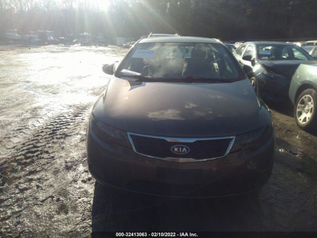 Photo 5 VIN: KNAFU4A21B5429091 - KIA FORTE 