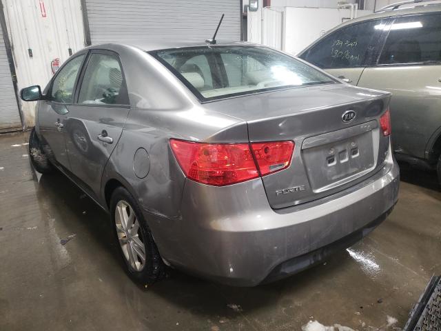 Photo 2 VIN: KNAFU4A21B5445002 - KIA FORTE EX 