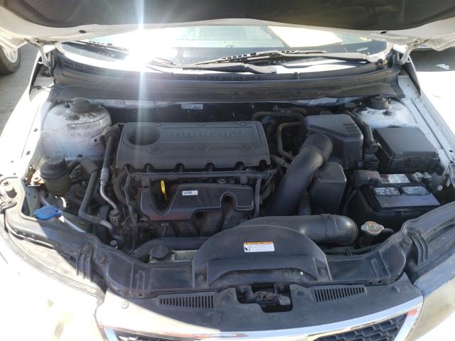 Photo 6 VIN: KNAFU4A21B5448532 - KIA FORTE EX 