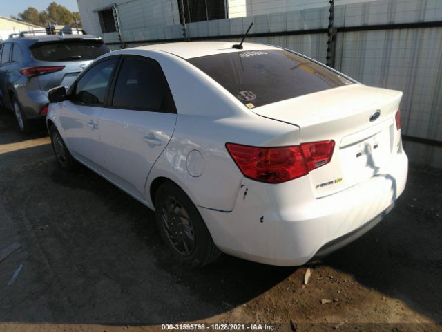 Photo 2 VIN: KNAFU4A21B5451124 - KIA FORTE 