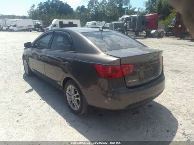 Photo 2 VIN: KNAFU4A21C5498669 - KIA FORTE 