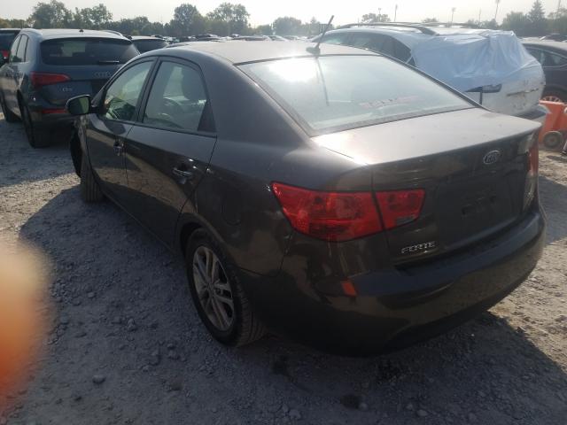 Photo 2 VIN: KNAFU4A21C5499126 - KIA FORTE EX 