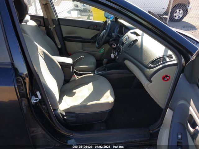 Photo 4 VIN: KNAFU4A21C5557834 - KIA FORTE 