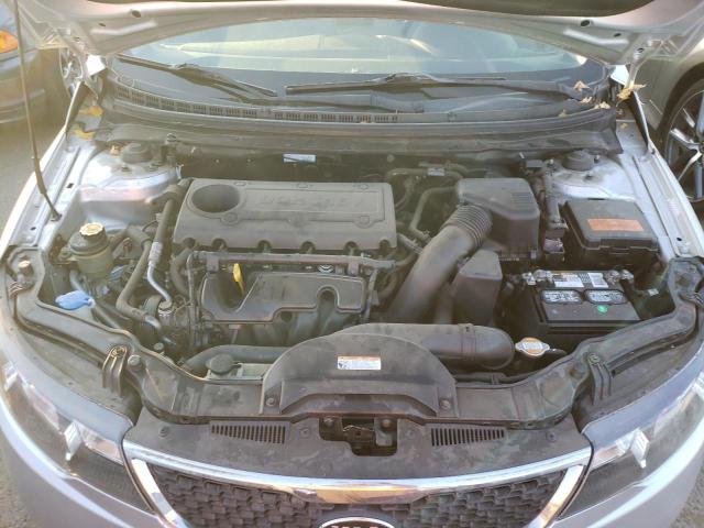 Photo 10 VIN: KNAFU4A21C5571782 - KIA FORTE 