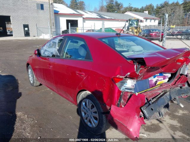 Photo 2 VIN: KNAFU4A21C5581910 - KIA FORTE 