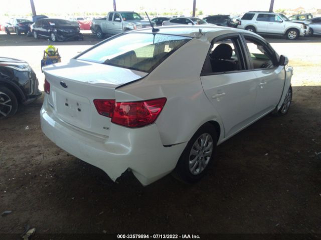 Photo 3 VIN: KNAFU4A21C5601315 - KIA FORTE 