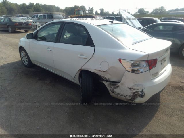 Photo 2 VIN: KNAFU4A21C5613416 - KIA FORTE 