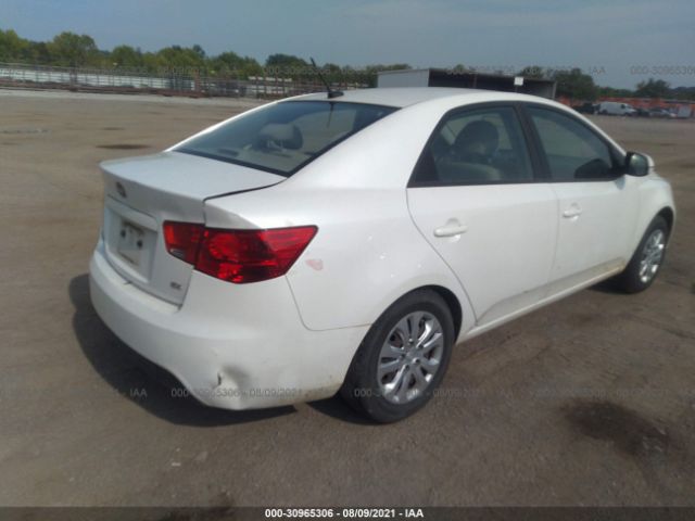 Photo 3 VIN: KNAFU4A21C5613416 - KIA FORTE 