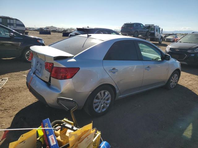 Photo 2 VIN: KNAFU4A21D5657966 - KIA FORTE EX 