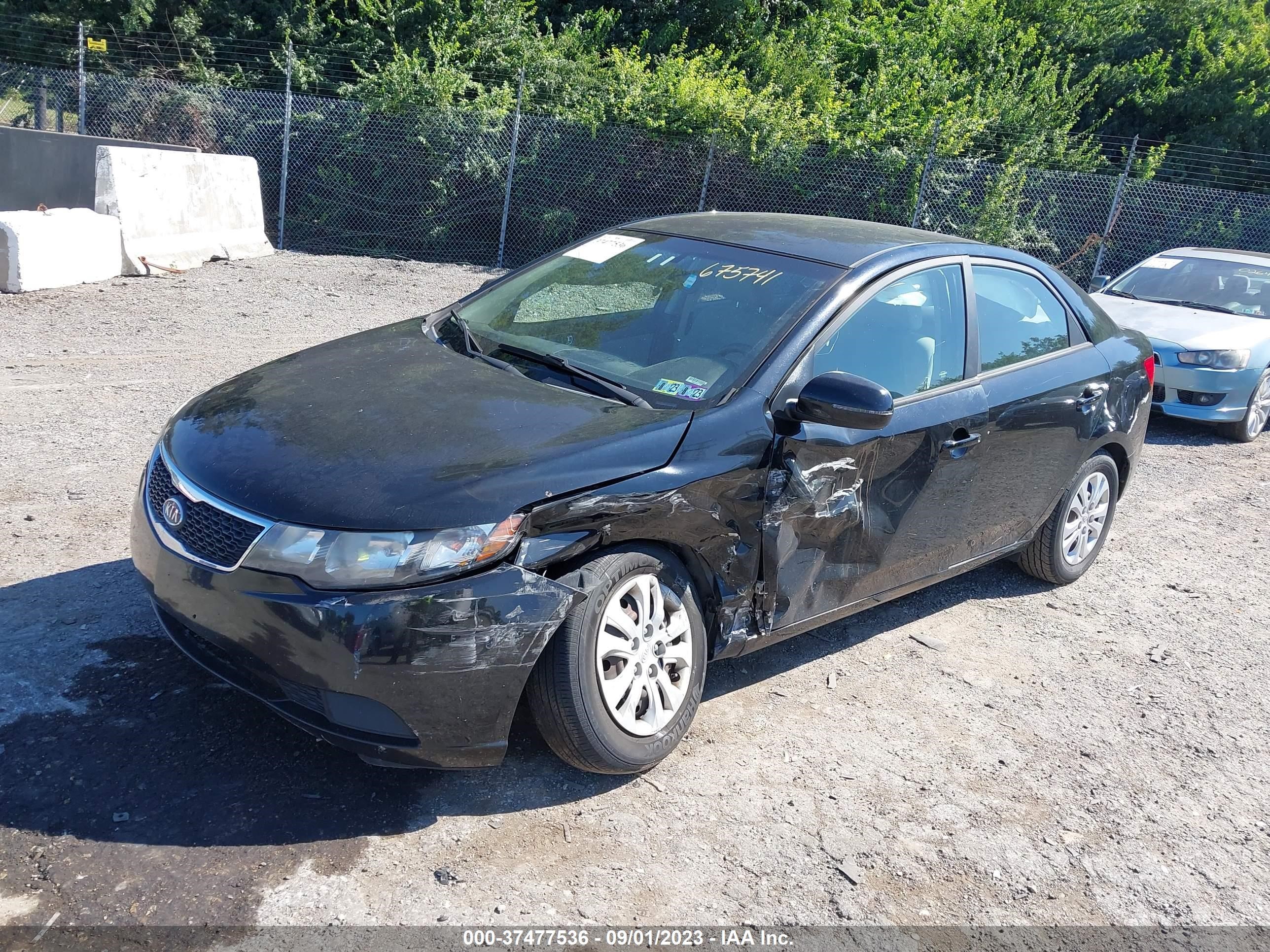 Photo 1 VIN: KNAFU4A21D5675741 - KIA FORTE 