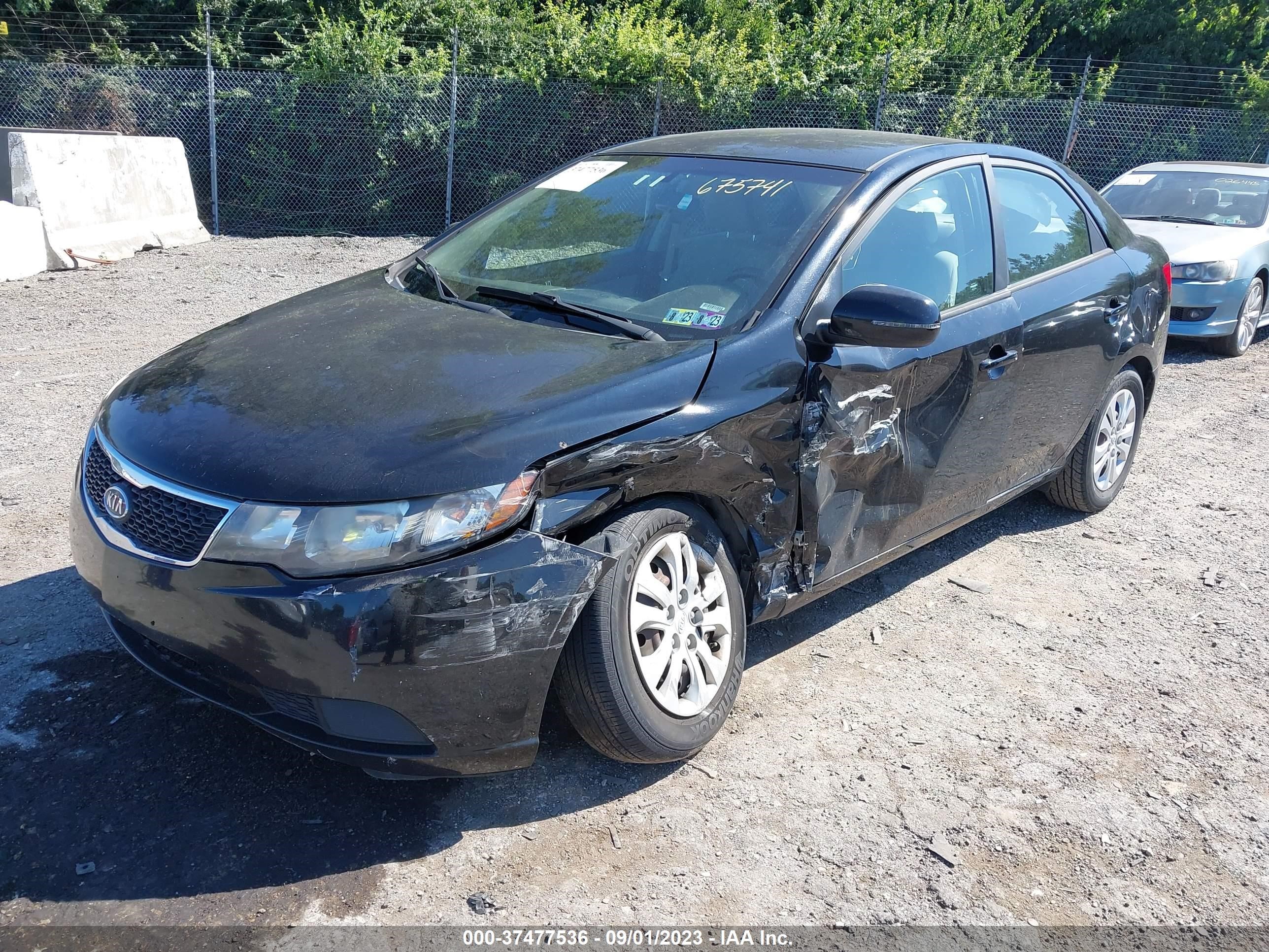 Photo 5 VIN: KNAFU4A21D5675741 - KIA FORTE 