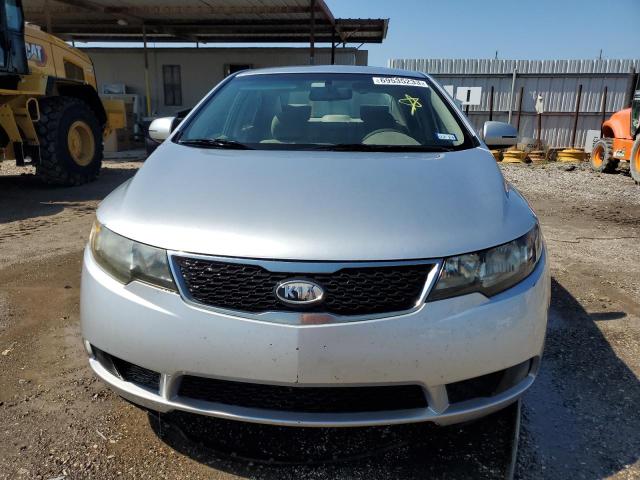 Photo 4 VIN: KNAFU4A21D5696105 - KIA FORTE EX 