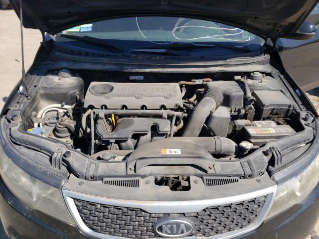 Photo 6 VIN: KNAFU4A21D5715297 - KIA FORTE 