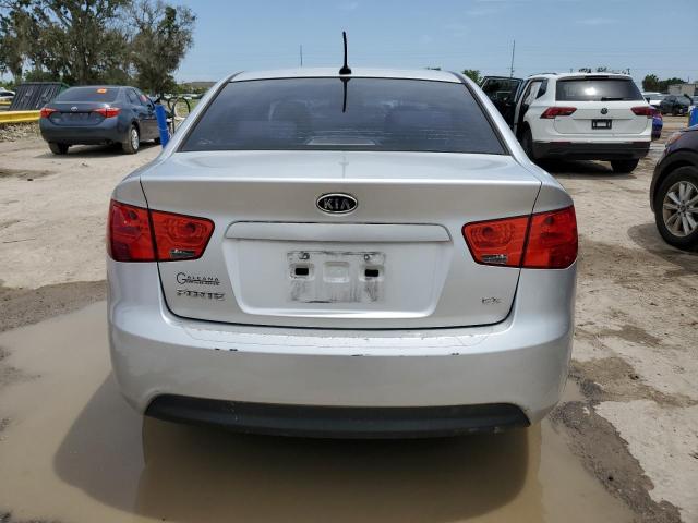 Photo 5 VIN: KNAFU4A21D5722797 - KIA FORTE 