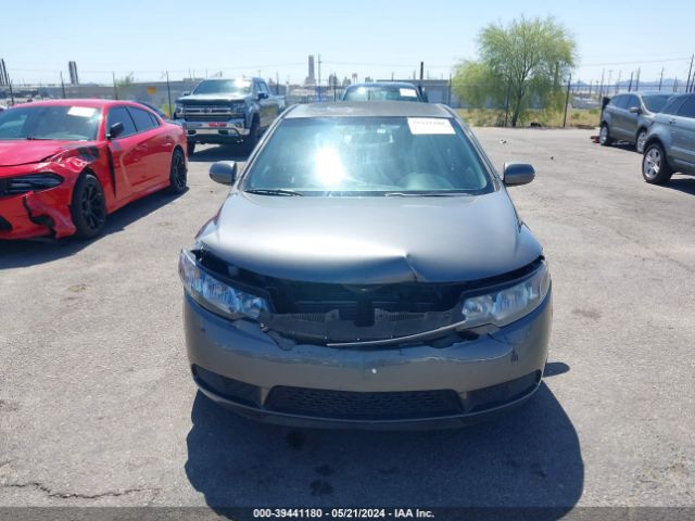 Photo 5 VIN: KNAFU4A21D5731905 - KIA FORTE 