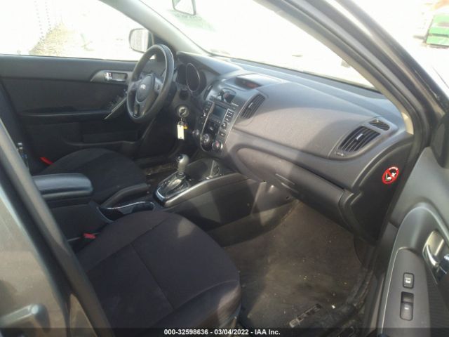 Photo 4 VIN: KNAFU4A21D5731922 - KIA FORTE 