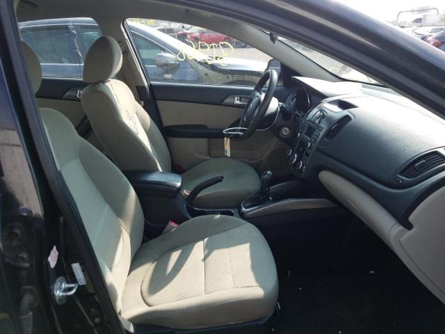 Photo 4 VIN: KNAFU4A21D5735727 - KIA FORTE 