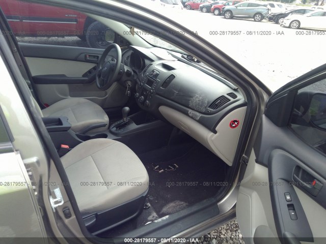 Photo 4 VIN: KNAFU4A22A5063043 - KIA FORTE 