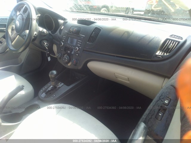 Photo 4 VIN: KNAFU4A22A5071126 - KIA FORTE 