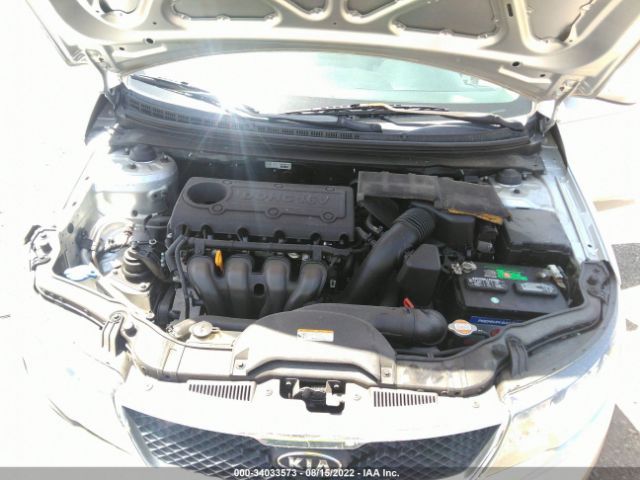 Photo 9 VIN: KNAFU4A22A5085740 - KIA FORTE 