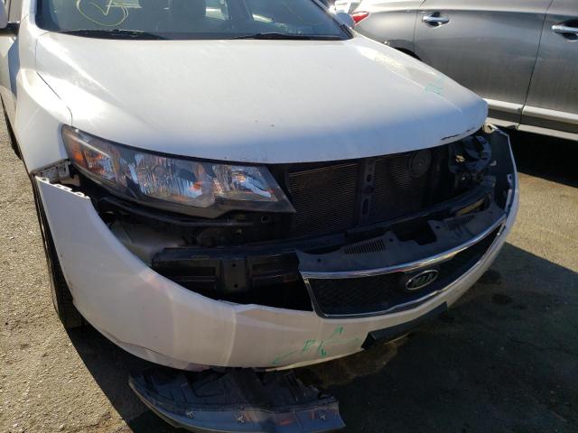 Photo 8 VIN: KNAFU4A22A5112869 - KIA FORTE EX 