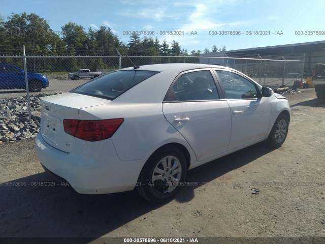 Photo 3 VIN: KNAFU4A22A5132345 - KIA FORTE 