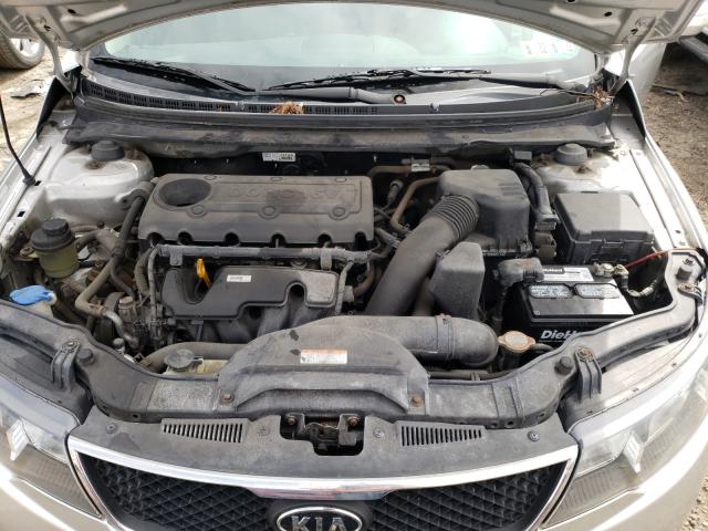 Photo 6 VIN: KNAFU4A22A5178080 - KIA FORTE EX 