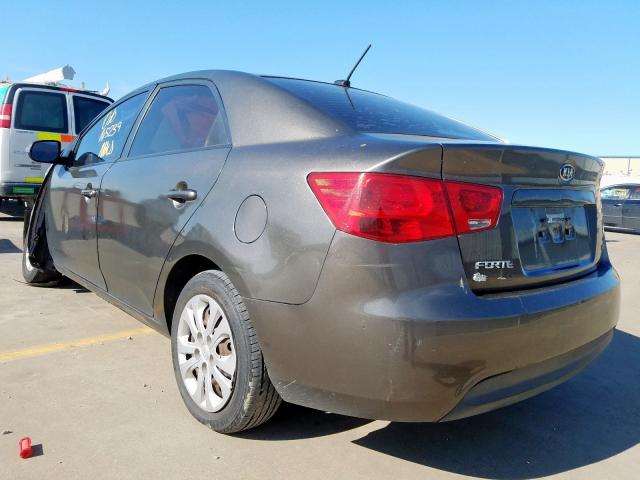 Photo 2 VIN: KNAFU4A22A5217055 - KIA FORTE EX 