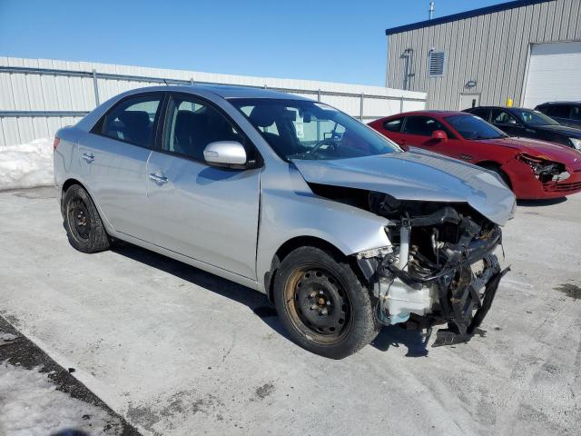 Photo 3 VIN: KNAFU4A22A5246183 - KIA FORTE EX 