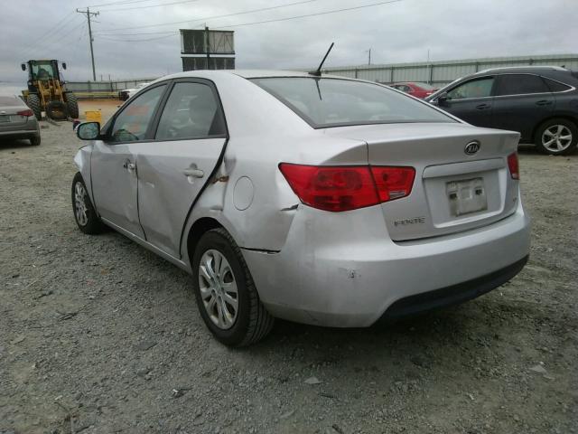 Photo 2 VIN: KNAFU4A22A5302400 - KIA FORTE EX 