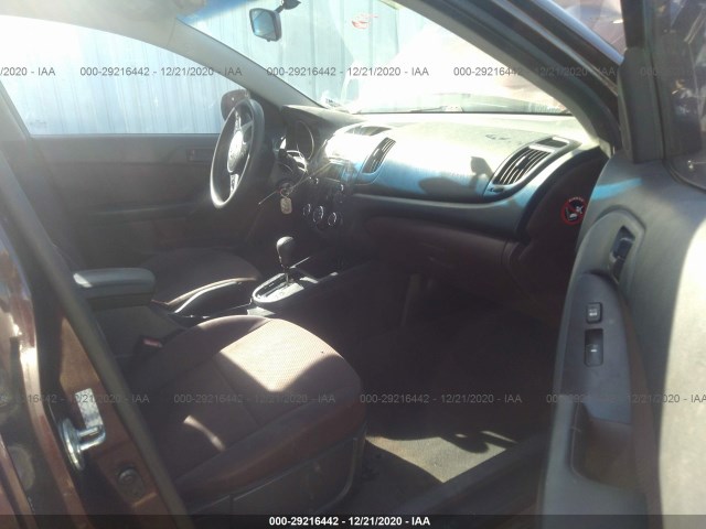 Photo 4 VIN: KNAFU4A22A5817705 - KIA FORTE 