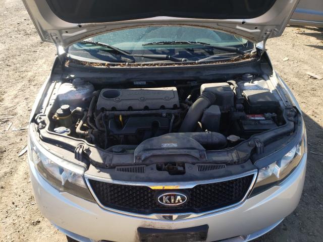 Photo 6 VIN: KNAFU4A22A5862417 - KIA FORTE EX 