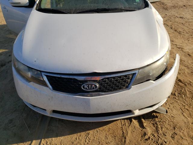 Photo 6 VIN: KNAFU4A22B5366003 - KIA FORTE EX 