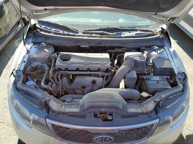 Photo 10 VIN: KNAFU4A22B5373730 - KIA FORTE EX 