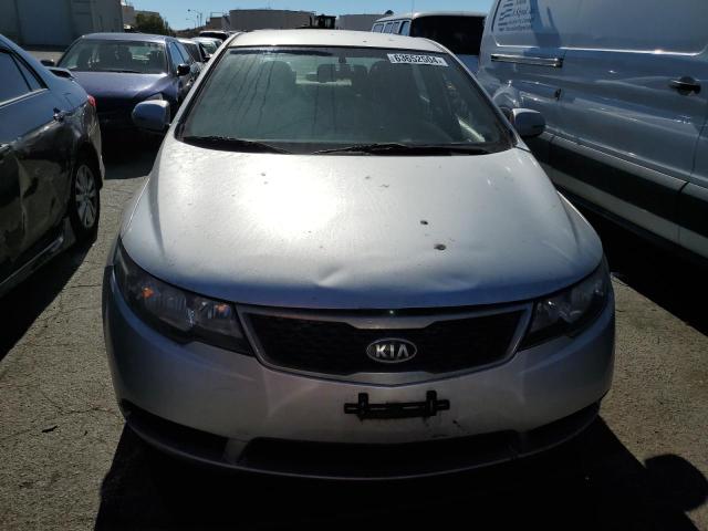 Photo 4 VIN: KNAFU4A22B5373730 - KIA FORTE EX 