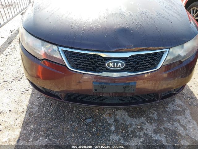 Photo 5 VIN: KNAFU4A22B5385585 - KIA FORTE 