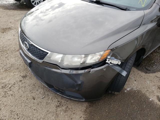 Photo 8 VIN: KNAFU4A22B5435238 - KIA FORTE EX 