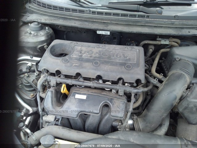 Photo 9 VIN: KNAFU4A22C5495487 - KIA FORTE 