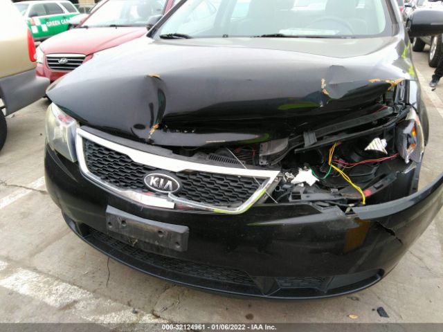 Photo 5 VIN: KNAFU4A22C5506195 - KIA FORTE 